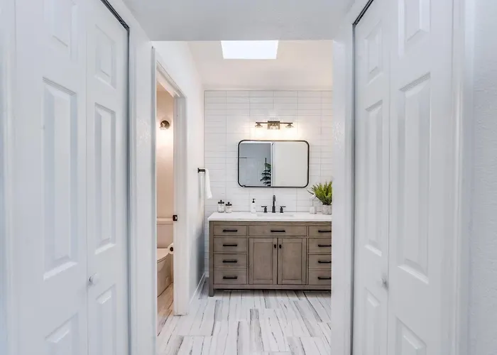 Holiday home New! Modern • Family Friendly • The Desert Nest *