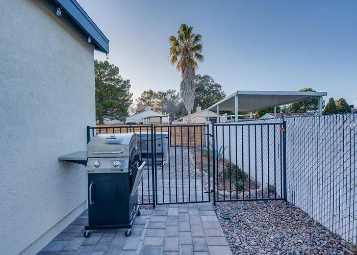 New! Modern • Family Friendly • The Desert Nest Holiday home *