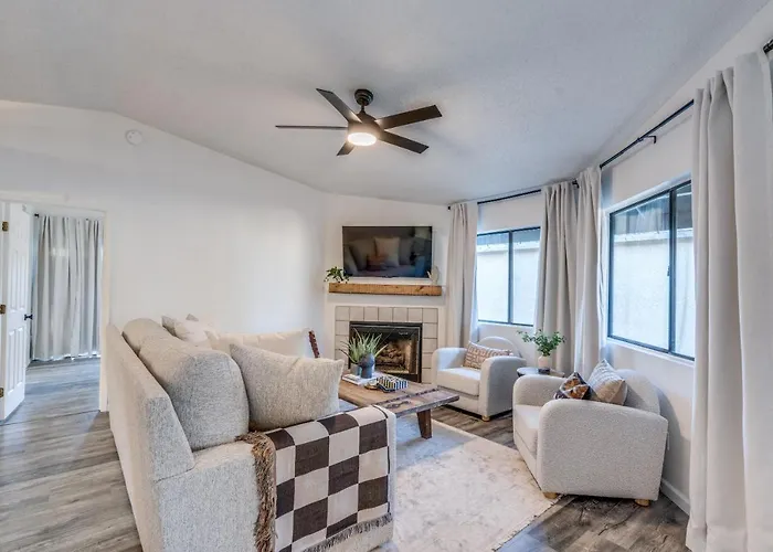 New! Modern • Family Friendly • The Desert Nest